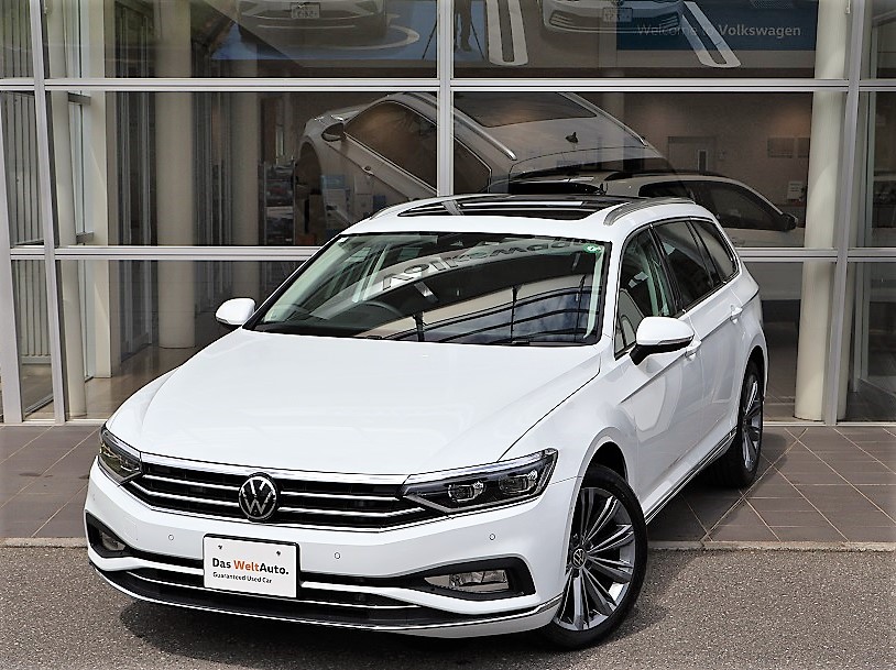 Passat Variant TDI Elegance Advance NAVI SunRoofの画像1