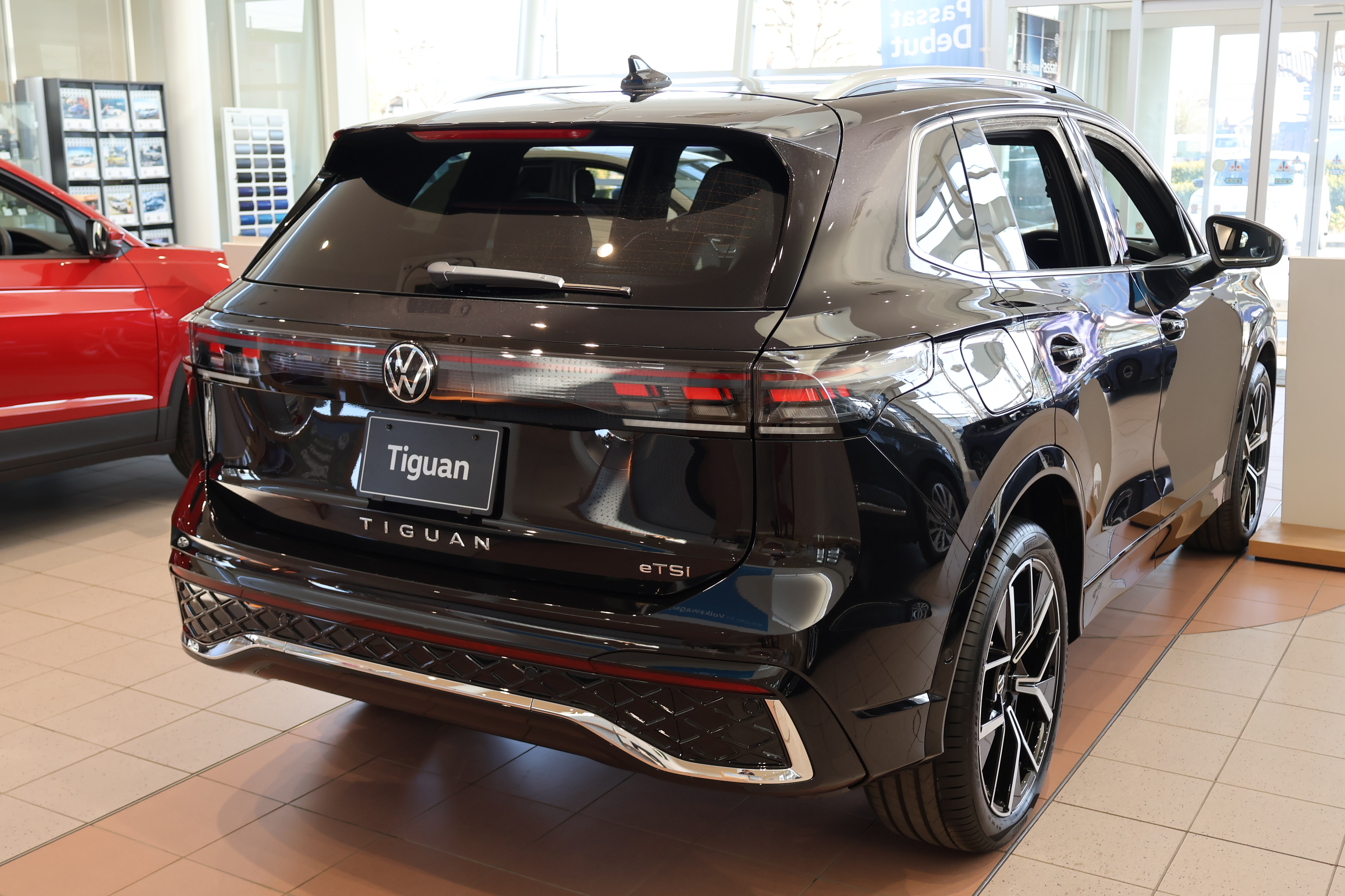 The all-new Tiguan eTSI R-Lineの画像2