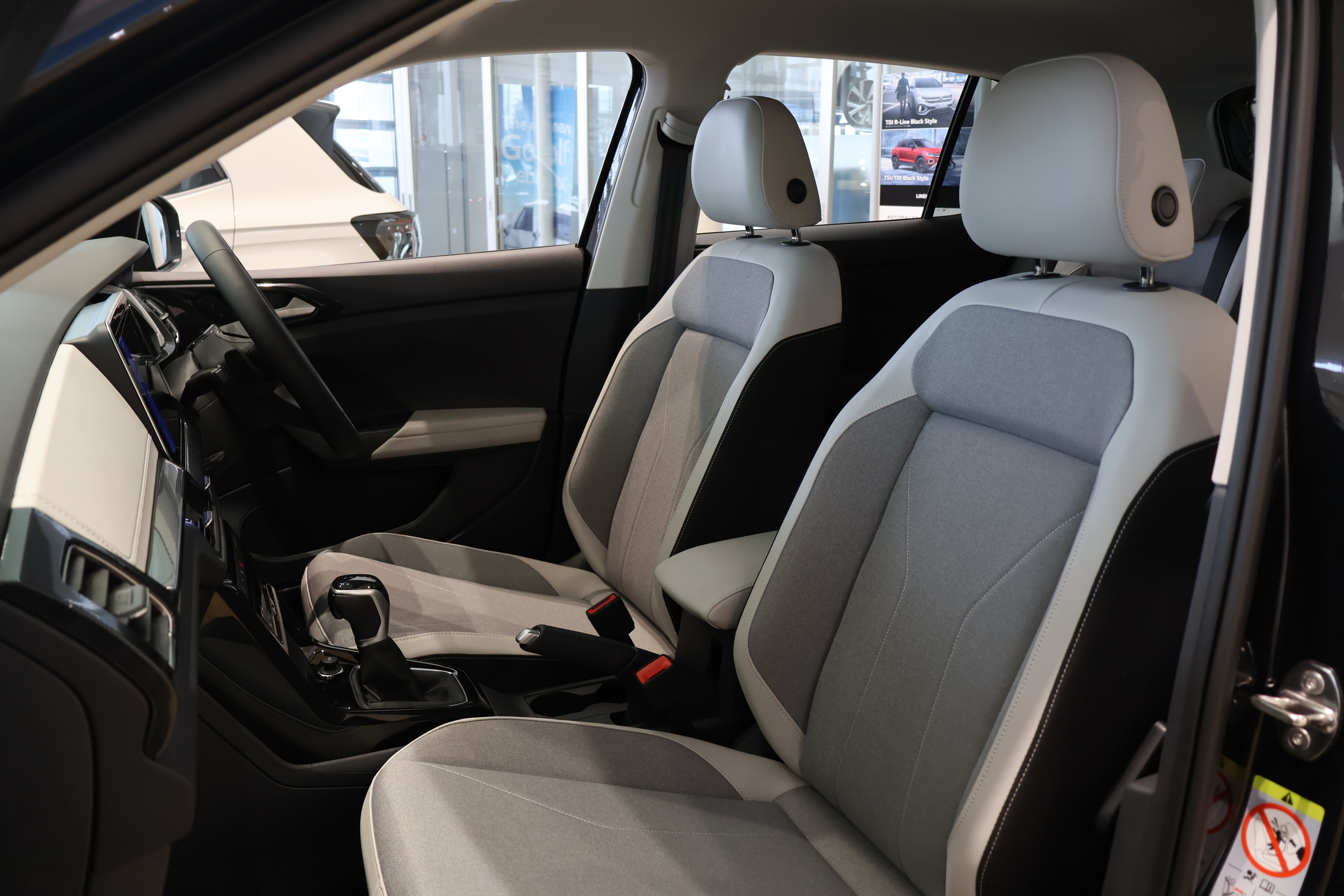 The new T-Cross TSI Style デザインパッケージ セーフティパッケージの画像3