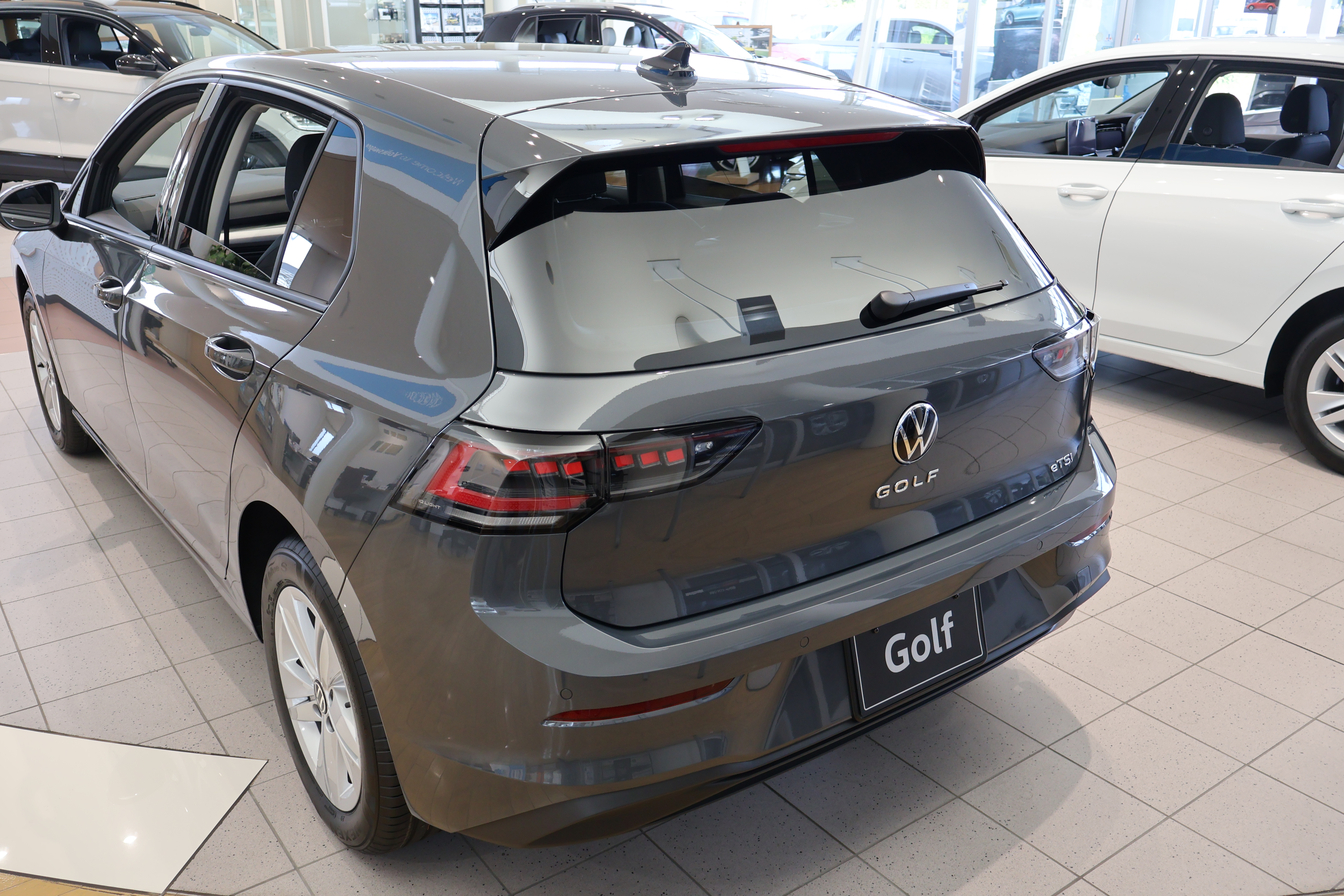 The new Golf eTSI Active 純正ナビ“Discover”、テクノロジーパッケージの画像2