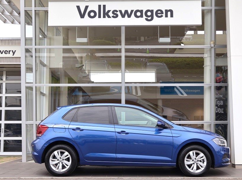Polo TSI Comfortline Limited NAVI ETCの画像2