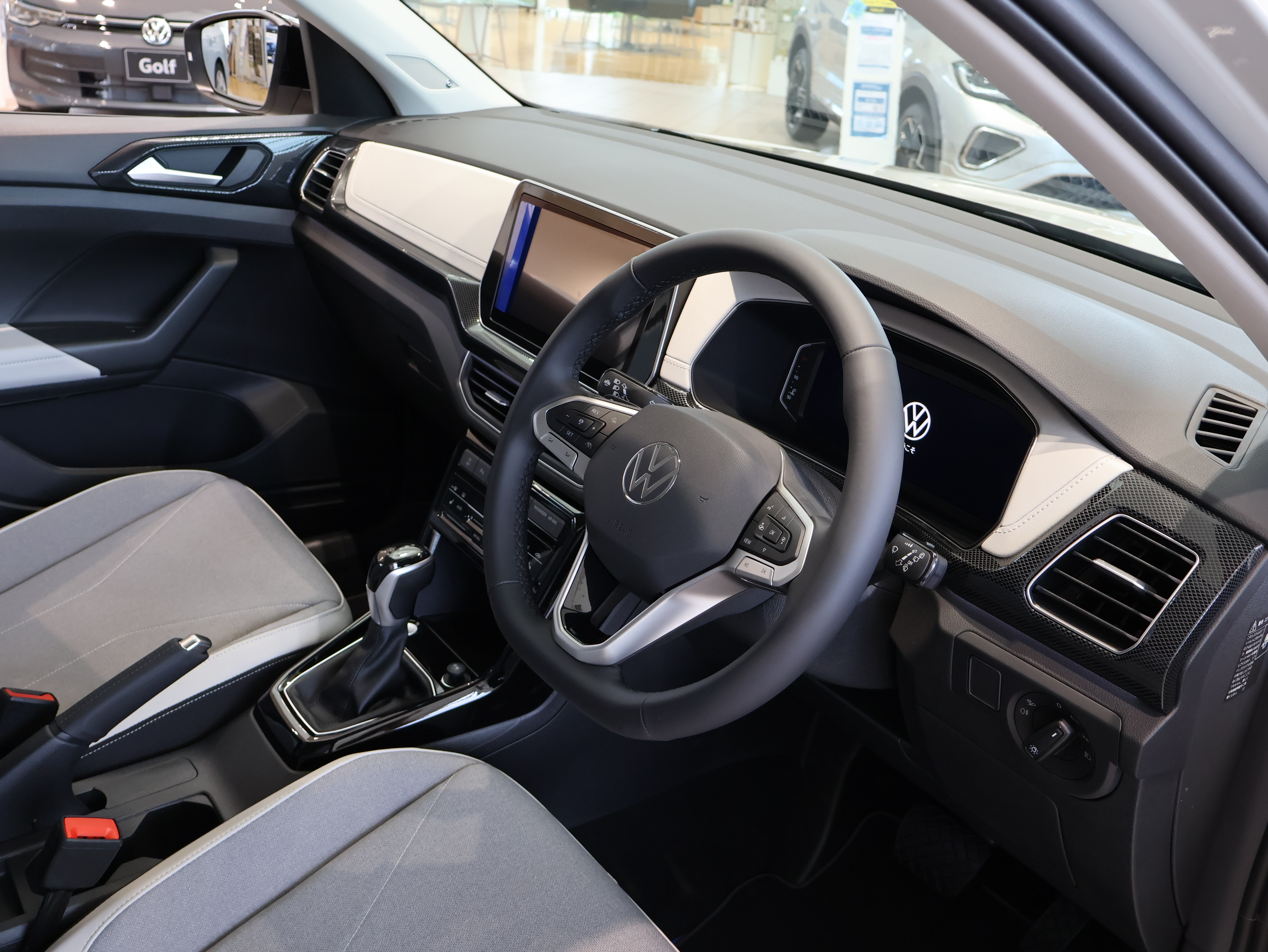 The new T-Cross TSI Style デザインパッケージ セーフティパッケージの画像3