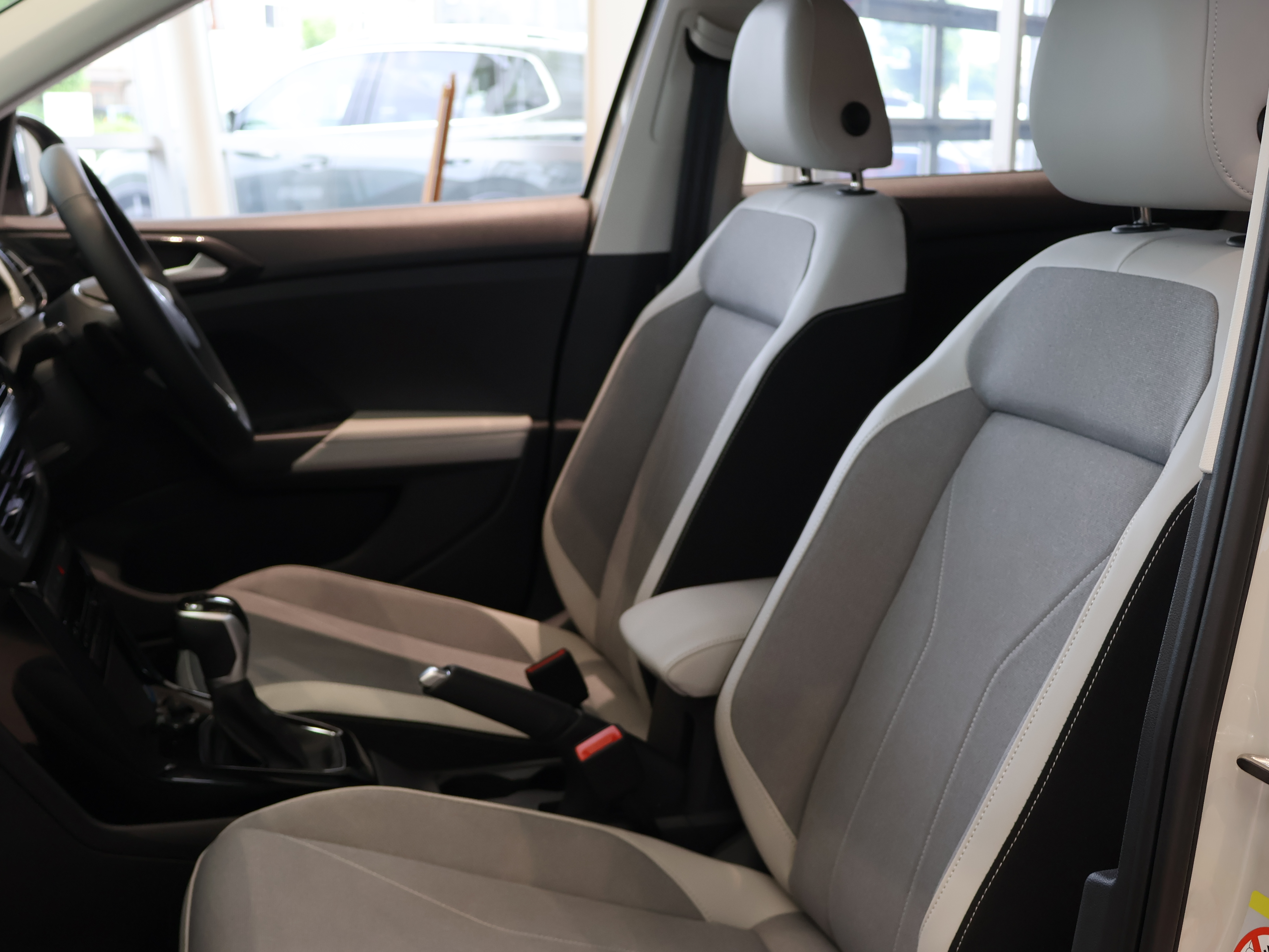 The new T-Cross TSI Style デザインパッケージ セーフティパッケージの画像4