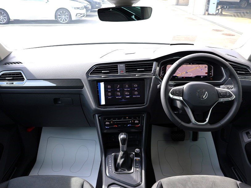 Tiguan TSI Elegance NAVI ETCの画像4