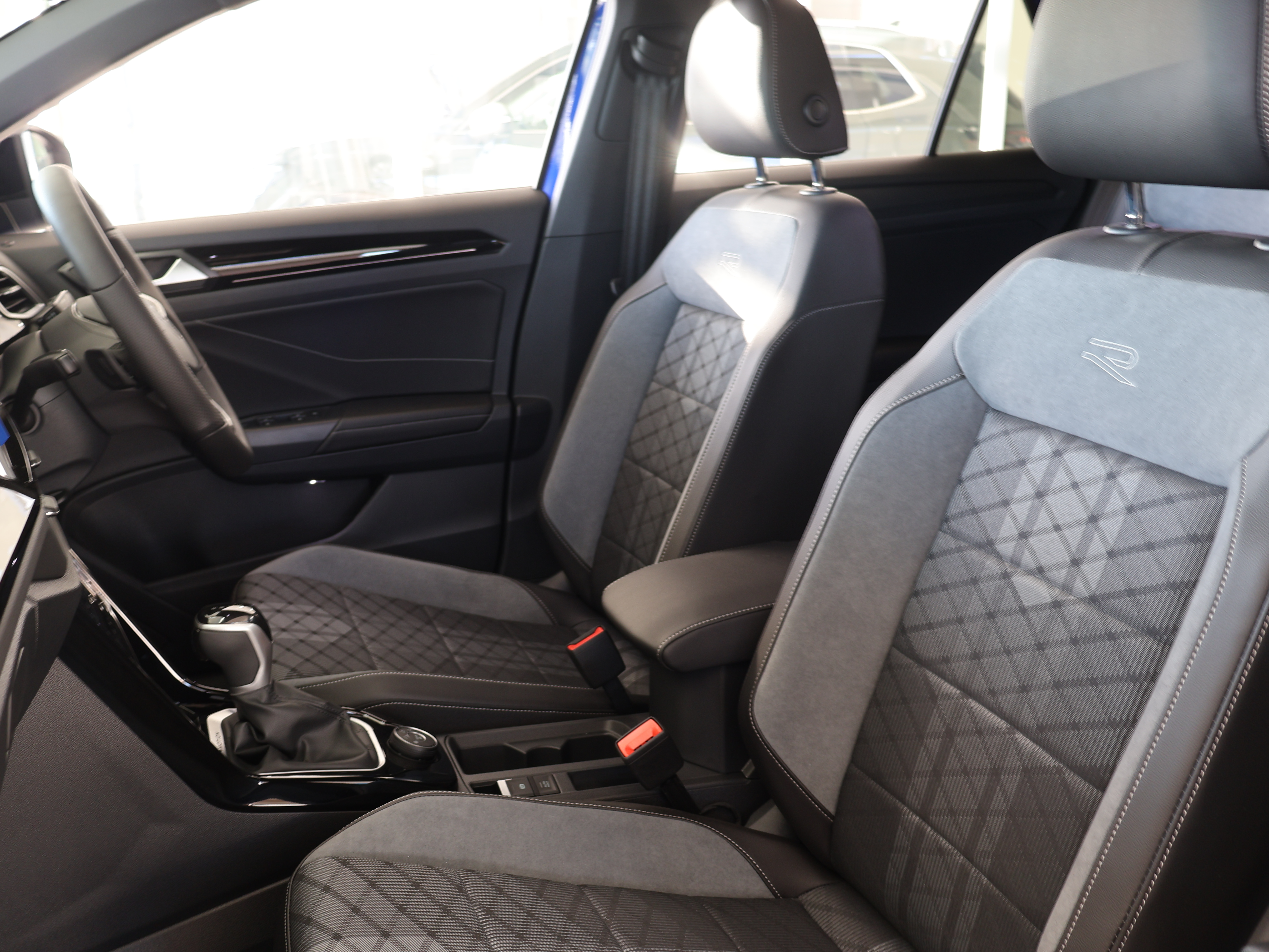 T-Roc TDI 4MOTION R-Line Meisterwerkの画像4